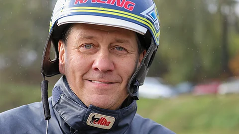 Seppo Suuronen valmentaa Francis Coccolaa.