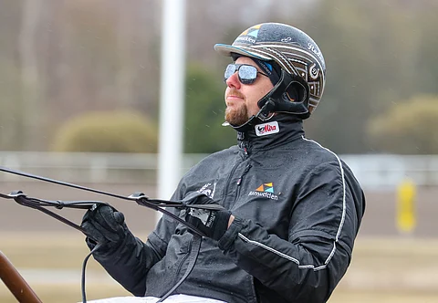 Daniel Redénillä on kolme hevosta Elitloppetissa.