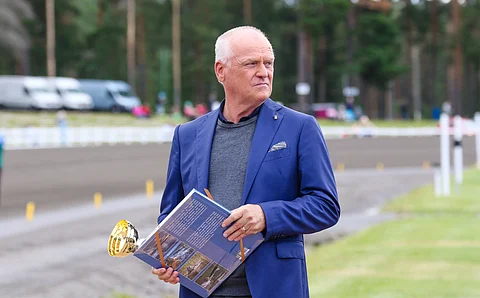 "Neljä kansainvälistä suurkilpailua on Suomen kokoiselle maalle hulluutta", Kari Lähdekorpi näkee.