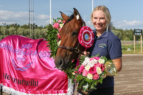 Viime vuonna ruhtinattareksi kruunattiin Loreen.