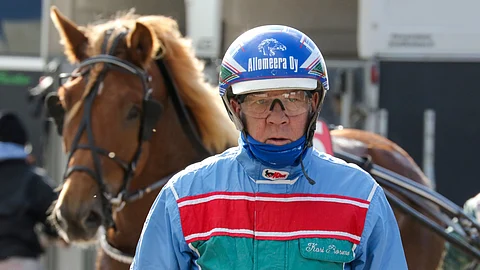 Kari Rosimo työmaallaan.