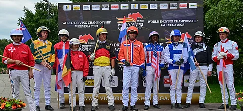 Raviohjastajien MM-kilpailun ohjastajat.