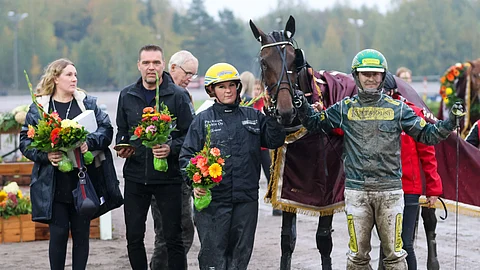 Kauden neljännen kilpailunsa juossut Marier Mili ja taustavoimat. Ykkössija oli 42 000 euron arvoinen.