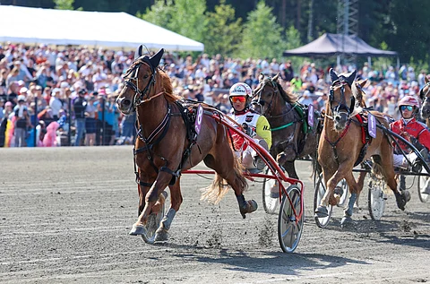 Vale-Elli viimeisteli Derby-karsintoihin voittoisasti Pikkukunkussa.