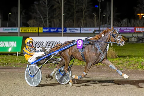 Juri Gagarin rattaillaan Tommi Kylliäinen