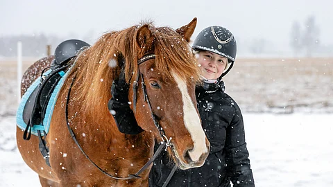 Ystävykset Siirin Älli ja Oona Krapu.