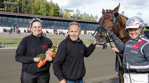 Pauhis, Kaisa Riikonen, Olavi Nisonen ja Antti Teivainen