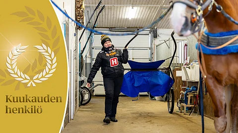 Hevosenhoitaja Miia Pulkkanen
