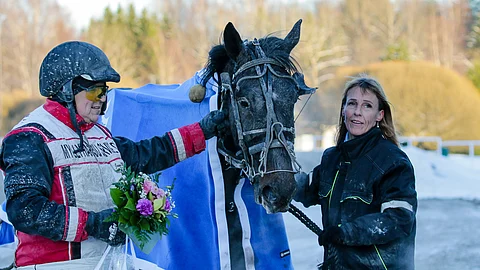 Redhot Tap Dancer ja Jouni ja Seija Myllyharju