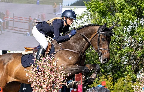 Annina Nordström ja Fuzhou saivat ulkokauden mallikkaasti alkuun. Kuva Drammenin nations cup -radalta.