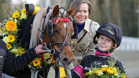 Jokimäen Jalmari ja Moona Honkonen
