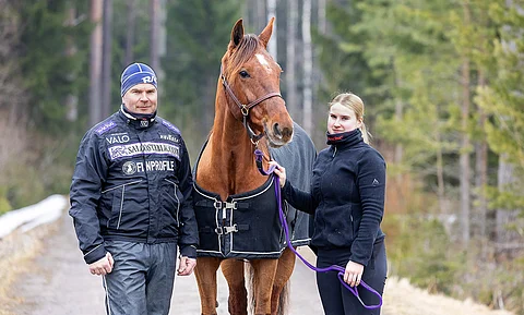 Matias Salo, Star Photo S ja Aada Salo.