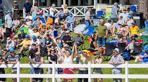 St Michel 2025 yleisöä