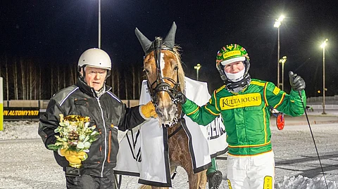 Pertti Hakkarainen ja Jukka Torvinen sekä Savon Kingi.