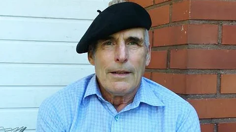 "Yli 40 vuotta olen kaikkineen hevosten kanssa touhunnut”, Juhani Koskela sanoo.