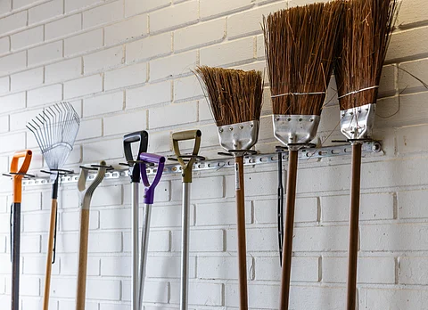 Kirjoittaja muistuttaa, että hyvinvointi yrityksessä ei ole sattumaa.