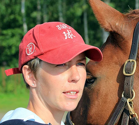 Suvi Louhelainen kertoo tarttuvansa innolla uuteen haasteeseen.