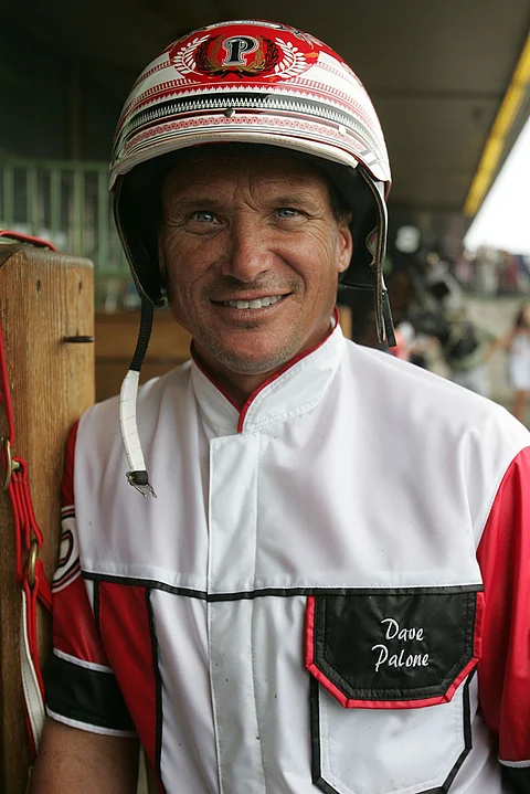 Dave Palone ihasteli erikoisen lahjakasta 2-vuotiasta Sister Sledgeä. (Kuva: HU arkisto/Totofoto)