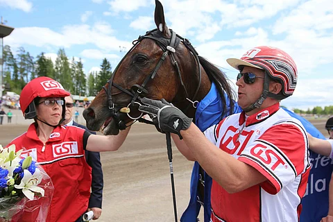 Pascha Tilly valloitti Solvallan. Kuva: HU arkisto