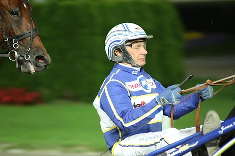 Jorma Kontiolla on enää neljä voittoa matkaa kymmenen tuhannen voiton rajaan.