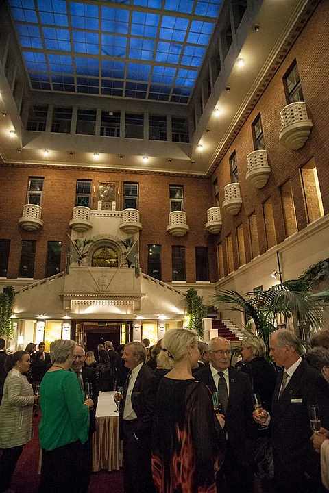 Helsingin Ratsastajat kokoontuivat merkkipäiville helsinkiläisravintola Pörssiin lauantaina.