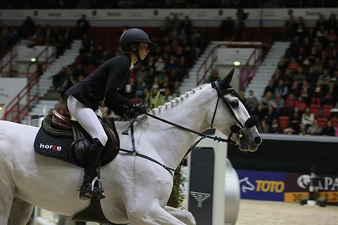 Anna-Julia Kontio ja Fardon käänsivät tiukkoja teitä.