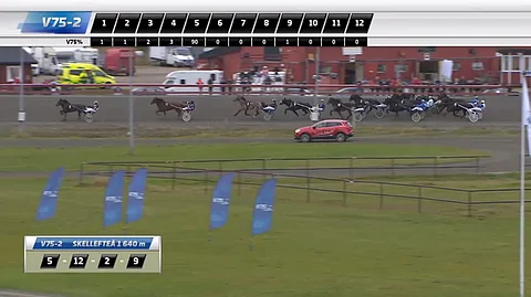 Lannem Silje meni menojaan, mutta I.P. Lento seuraasi hyvin pitkään toisena - kuvassa - ja oli lopulta kolmas.