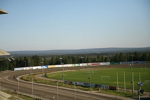 Mäntyvaaran raviradalta avautuu huikaisevan kaunis näköala. Kuva: Riikka Aaltonen