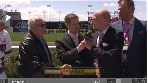 Markus Myron esitti Bee A Magicianin osaomistaja Dave McDuffeelle kutsun Elitloppetiin.