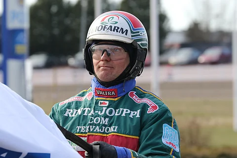 Hannu Hietanen ajoi Lemon Breezeriä.