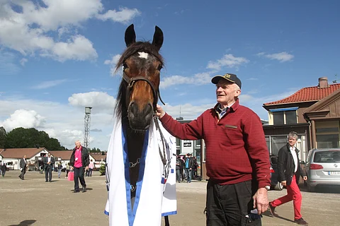 Lannem Silje ja omistaja Ola M Skrugstad.