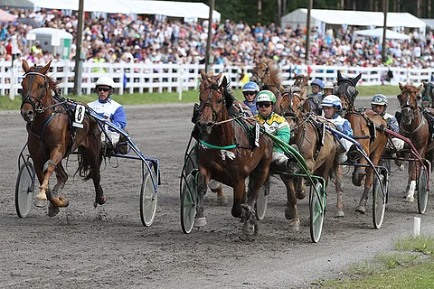 Viriori on tottunut juoksemaan kärkipaikalla.