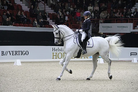 Elves Angel ja Anna Kärkkäinen Helsinki Horse Show´ssa.