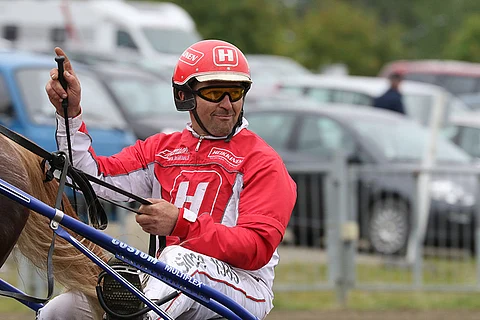 Jarkko Kervinen ohjastaa ideavihjeen varmaa Nineelevenia.