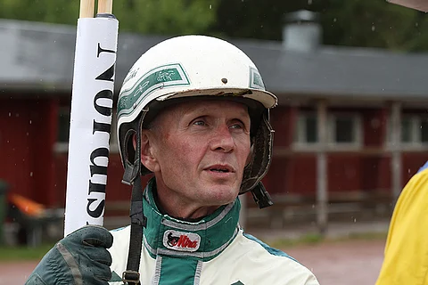 Juha Länsimäen ajamaan Grove's Harleyyn luotetaan perjantaina Teivossa.