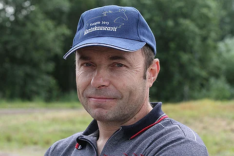 Jorma Naumasen Sisu-Syke on avauskohteessa liki voittoa.