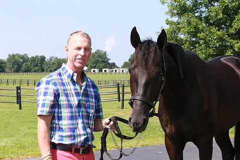 Jimmy Takter on liikkeellä Red Milen raviviikolla tehokkaiden tykkien kanssa. Arkistokuva Totofoto