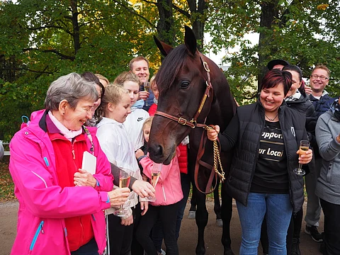 Stable On The Rocks skoolasi Hollolassa Piece Of Rockin karsintavoiton kunniaksi. Kuva: Stiina Ikonen