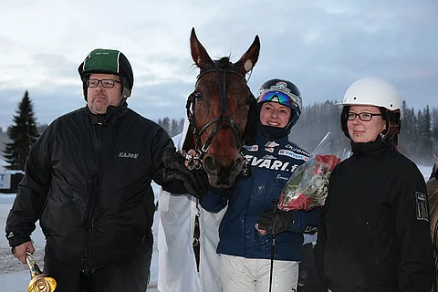 Emma Väreen vuosi 2017 päättyi makeaan voittoon Millstone´s Vividillä. Kuva: Jarno Unkuri