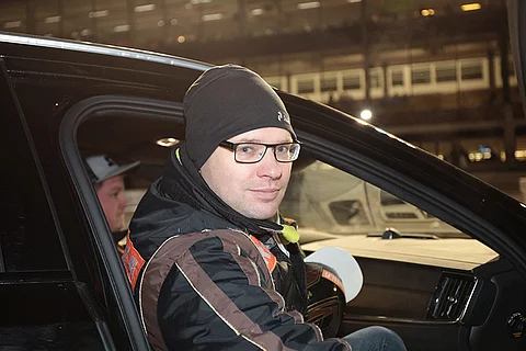 Ravireissujen sijasta Ville Herttuaa ovat "työllistäneet" tänä syksynä lasten harrastukset. "Hanna käy ratsastuskoulussa, ja Tommi pelaa Pelicansissa. Siinä ne illat melkein menee."