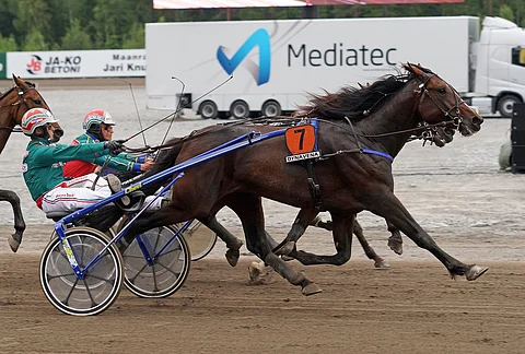 Elegant Prayer sinetöi jackpot-rivin.