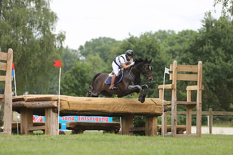 Eirin Losvik ja FWB Daffodil's Flamenco tulivat maaliin CIC3*:ssä.