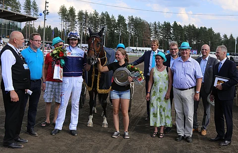 Heavy Soundia juhlittiin St Michelin voittajana vuonna 2018. Voittoaika oli 09,5a.