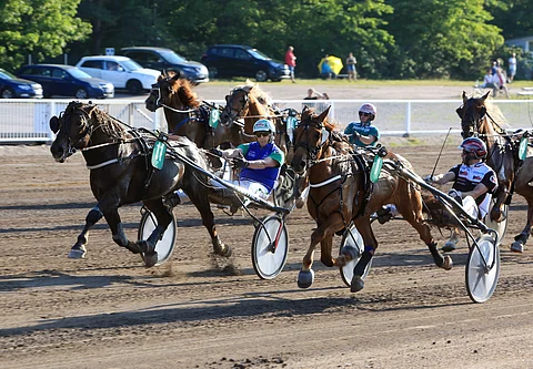 Vermon seriffi otti omansa maalisuoralla.