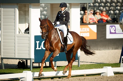 Emma Kanerva ja Greek Air.