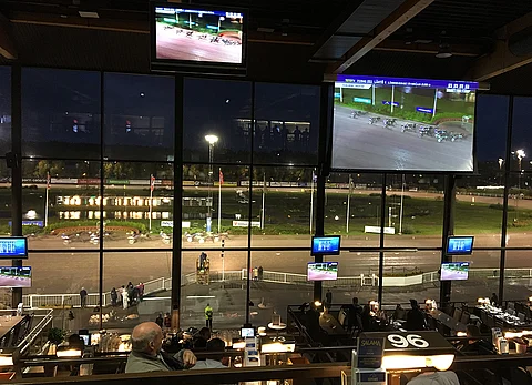 Vermossa seurataan vuodenvaihteen jälkeen Toto65-ravien sijaan Toto64-raveja. Kuva: Jarno Unkuri.