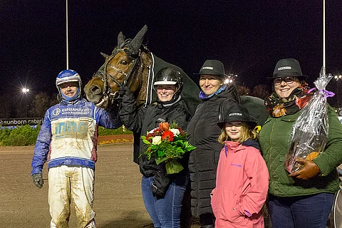 Veli-Matti Kangasluoman valmentama ja ohjastama Mysteerio voitti neljännen Toto76-kohteen.