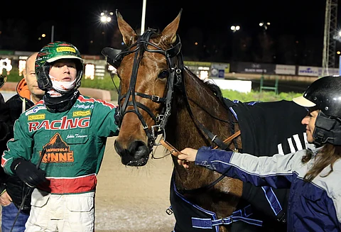 Jukka Torvisen ohjastama Bean Dead Cert oli toinen karsintavoittajista.