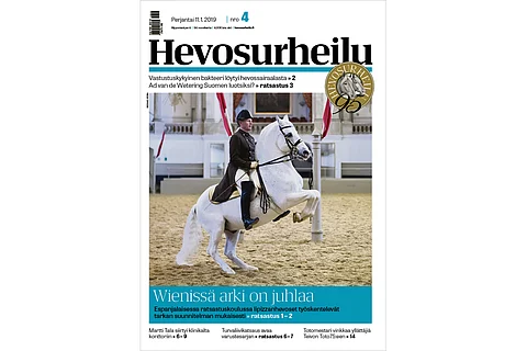 Espanjalaisen ratsastuskoulun vetovoima kestää vuodesta toiseen. Kannen kuva: Michael Rzepa.