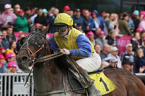 Jonathan Carren lisenssi on Uumajan Umåkerissa. Hän otti kauden kolmannen voiton Solvallasta. (Kuva: Jarno Unkuri)